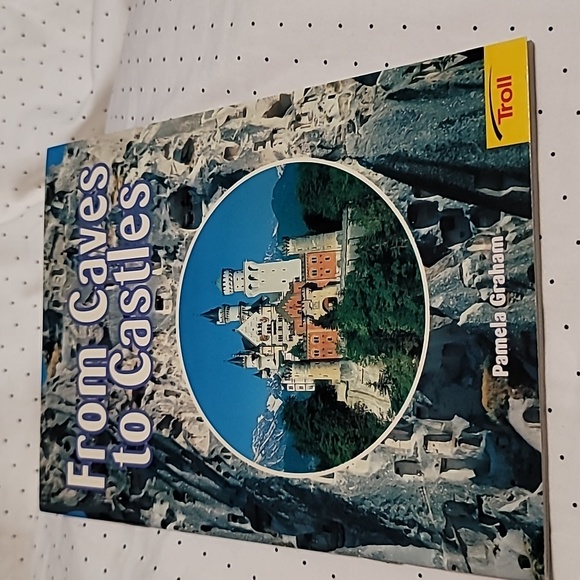 From Caves to Castles Educational Reader Booklet Edition - Picture 1 of 5